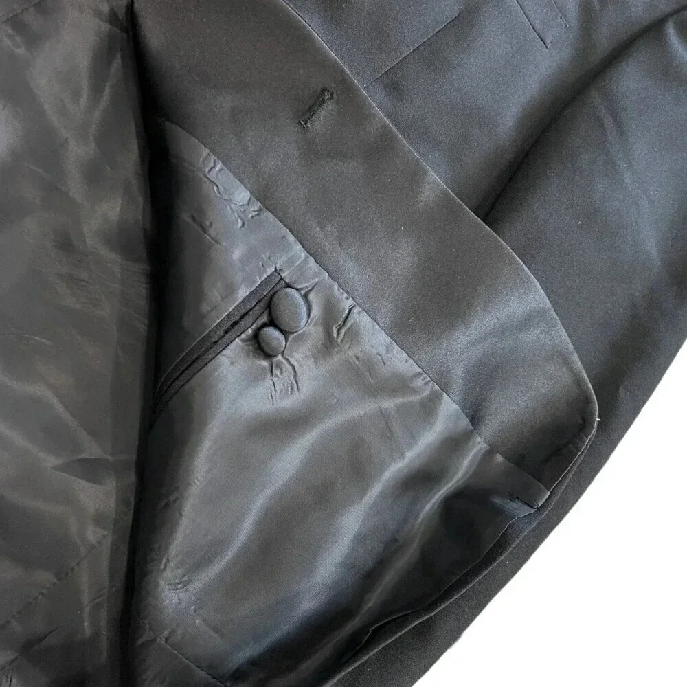 Soprano Black Satin Collar Suit Jacket 42S